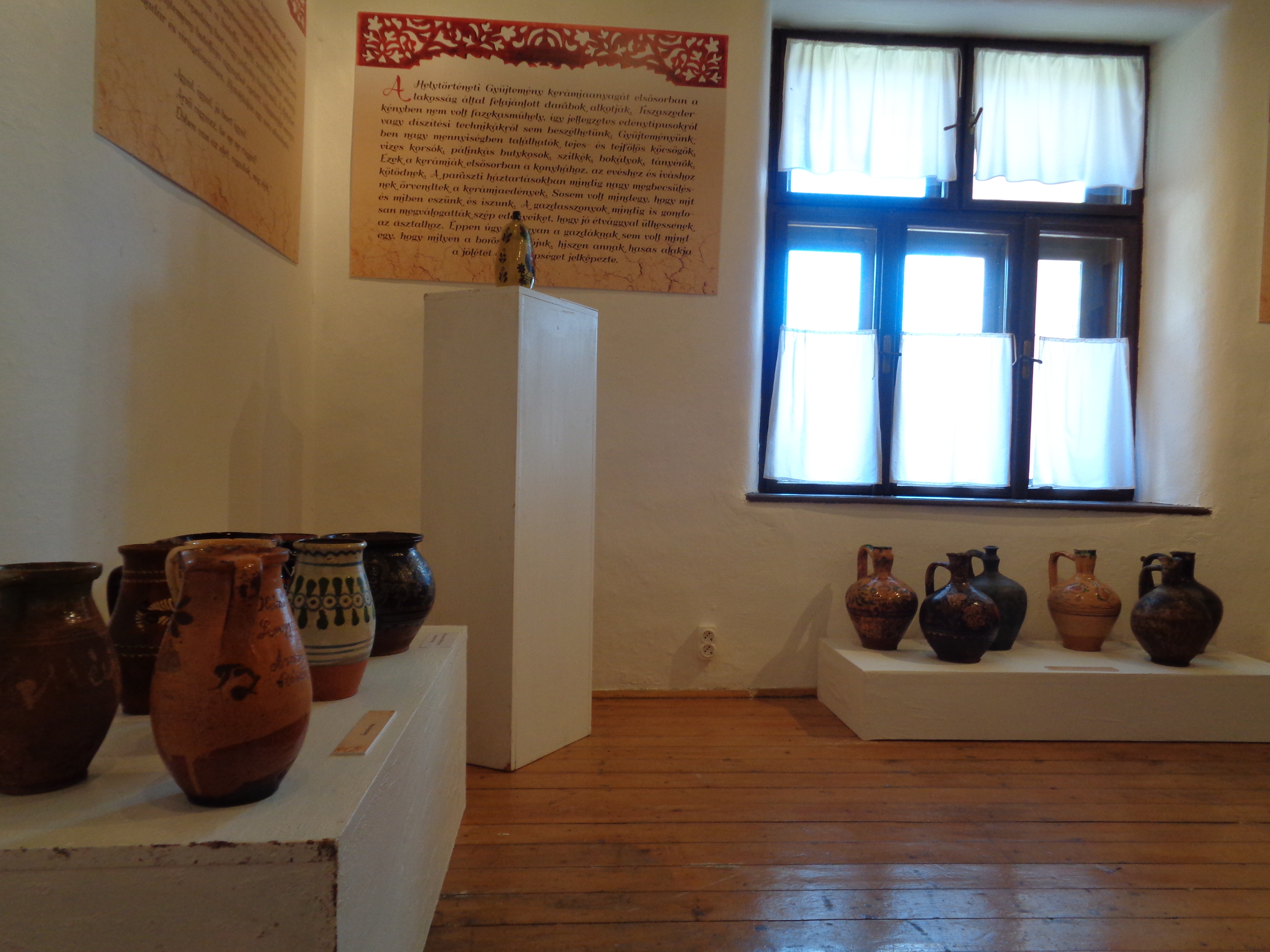 Népi kerámiák a Helytörténeti gyűjtemény anyagából