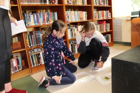 Nyomkeresés közben a mentőcsapatok