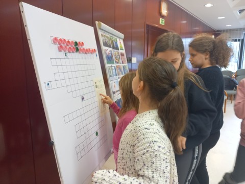 A keresztrejtvényt nagyon szerették a gyerekek.