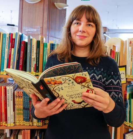 Pernyész Dóra szerző fotója