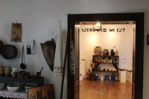 Szerinted mi ez? időszaki kiállítás a Tájházban