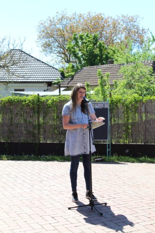 Ferenczik-Lévai Fanni muzeológus megnyitja a kiállítást