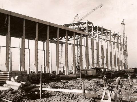 A Műtrágyagyár üzemcsarnokának építése, 1960. december 29.