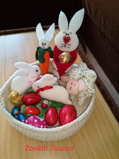 Zováth Zsuzsa alkotása