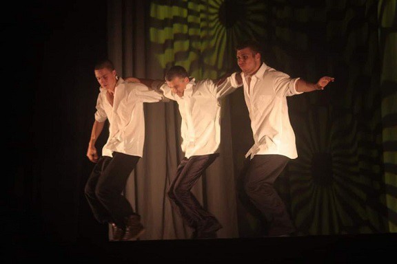 Tiszaújvárosi Derkovits Majorette Csoport képes összeállítás