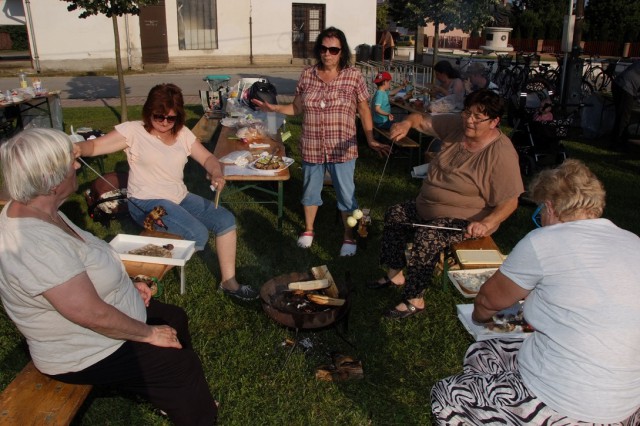 Nyárs party - szalonnasütés