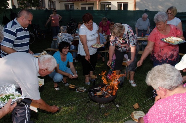 Nyárs party - szalonnasütés