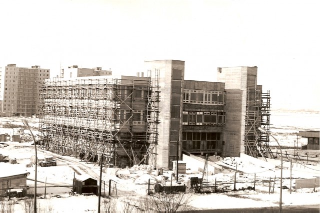 1980-81. tele - Az új postaforgalmi műszaki épület építése