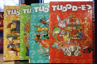 Kihelyezett könyvajánló a gyermekkönyvtárban