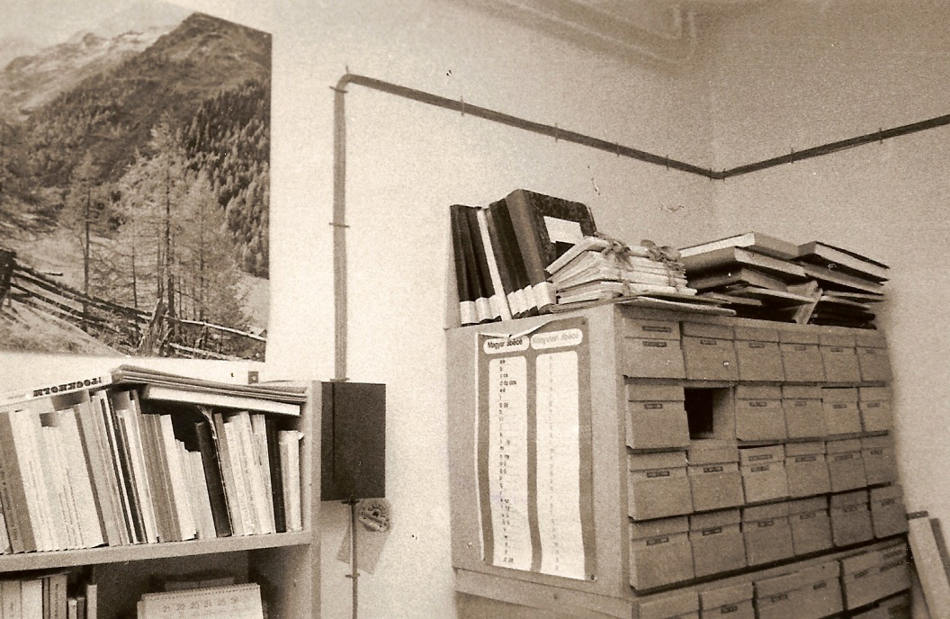 A Könyvtár feldolgozó részlege a nyolcvanas években