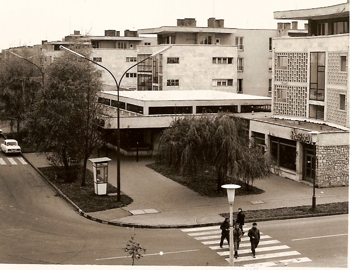 A Városi Könyvtár épülete (1977)